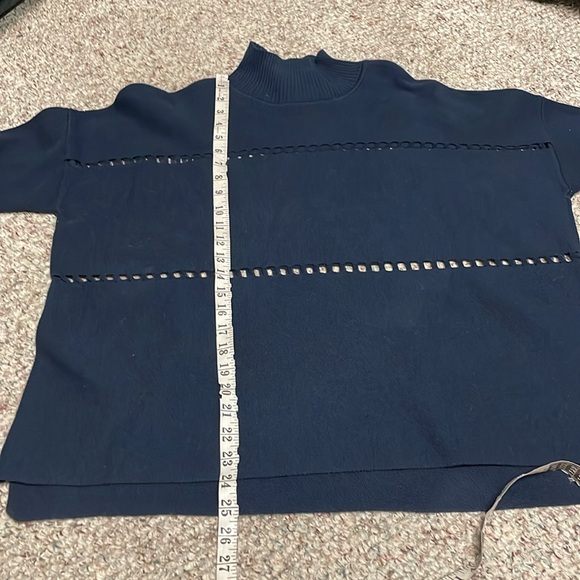 French connection oversized cut out turtleneck sweater with side slits - Picture 5 of 8